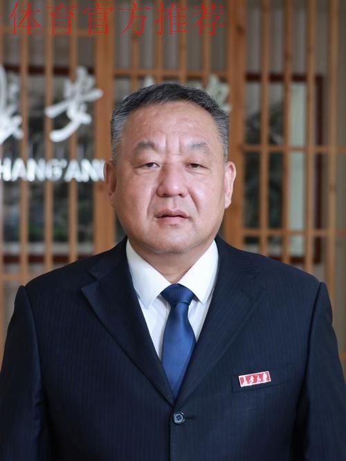 北京总冠军，辽宁副班长。